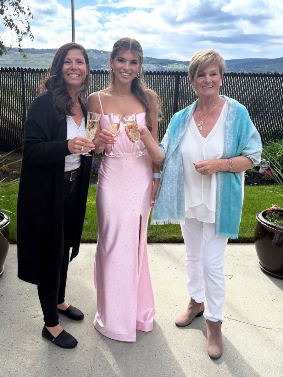 <who>Photo Credit: Maxine DeHart/Facebook</who>Three generations