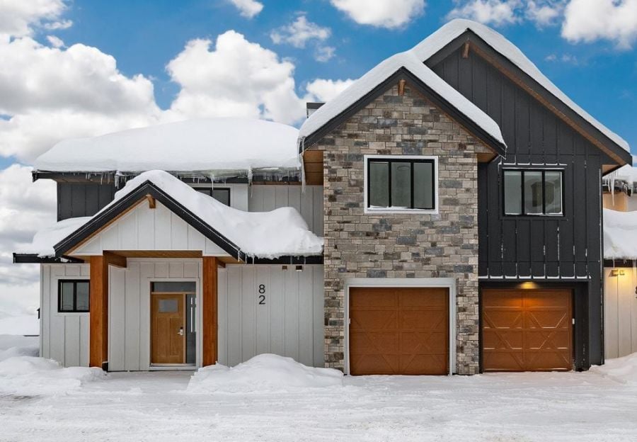 </who>This five-bedroom, four-bathroom home in the Feathertop neighbourhood at Big White is for sale for $1.5 million. A typical single-family home at the resort is selling for $1.6 million.