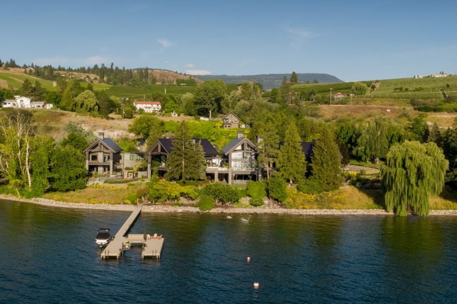 <who>Photo credits for all property photos: Unison Jane Hoffman Realty</who>The record-setting house as seen from the water.