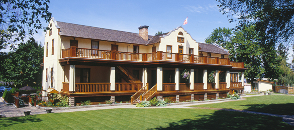 <who>Photo Credit: Contributed</who>The Naramata Heritage Inn and Spa was built in 1908 and offers a memorable stay for guests looking for an Okanagan Wine Country getaway.