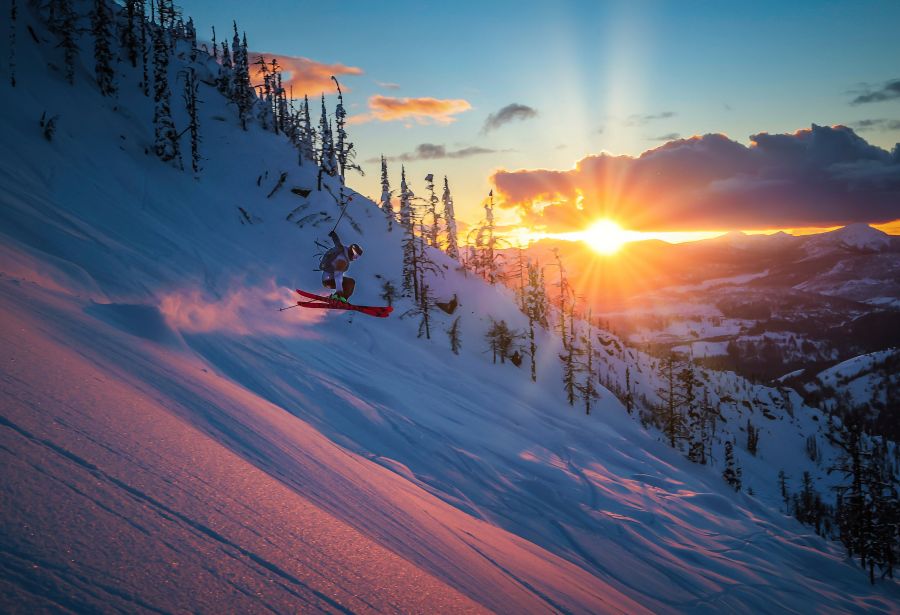 <who> Photo Credit: Stephan Malette. Whitewater Ski Resort sunrise. </who>