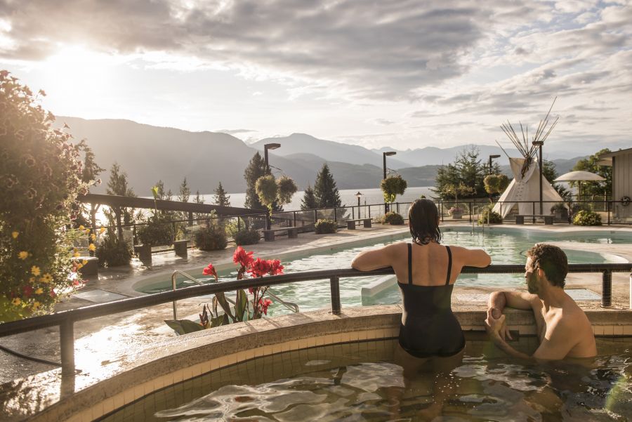 <who> Photo Credit: Contributed</who>Couple relaxing at Ainsworth Hot Springs