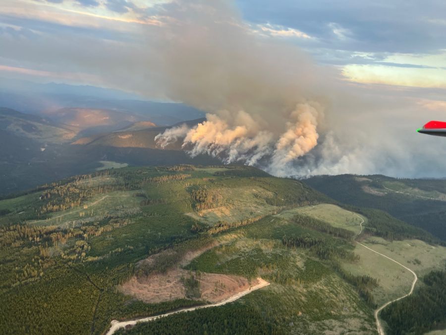 <who>Photo Credit: BC Wildfire Service