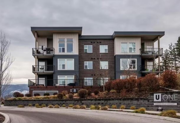 </who>A two-bedroom, two-bathroom, 643-square-foot condominium in this building on Academy Way is listed for sale for $479,000, which is just a little less than the $480,800 benchmark selling price of a typical condo in Kelowna in December.