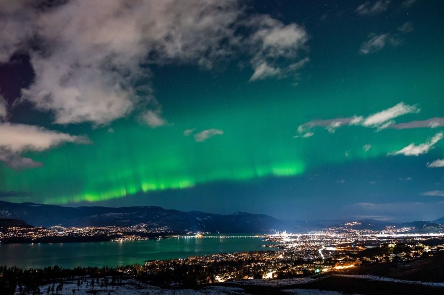<who>Photo Credit: Roman Bartos</who>The Northern Lights above Kelowna in February 2023.
