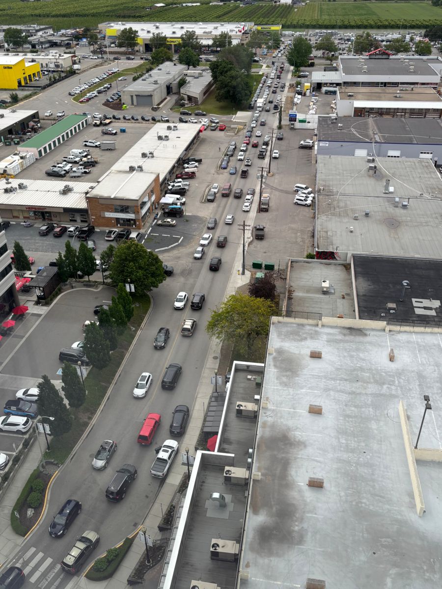 <who>Photo Credit: KelownaNow</who>It's not a fun situation on the roads around the Landmark District at the moment.