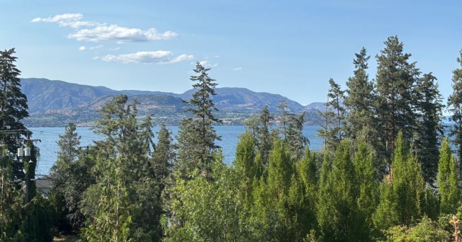 <who>Photo Credit: KelownaNow