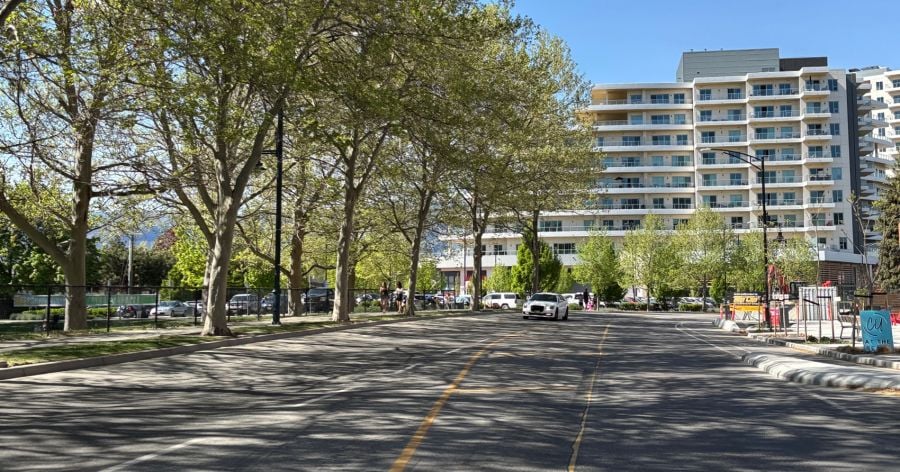 Section of Lakeshore Road fully closed tonight